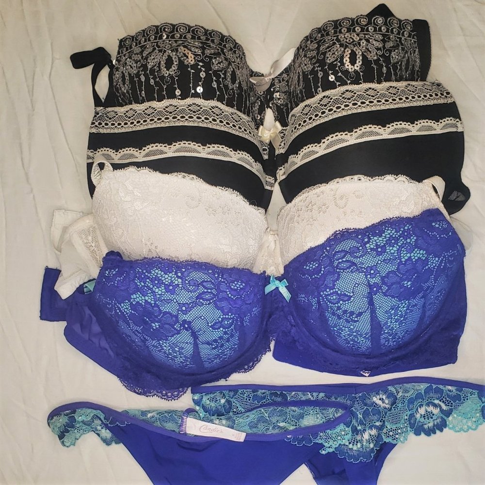 Push up Bras, Lot of 4 plus two matching panties